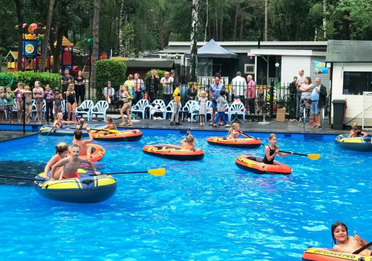 Chalet Kunstenaars Boshuisje Veluwe Hoenderloo